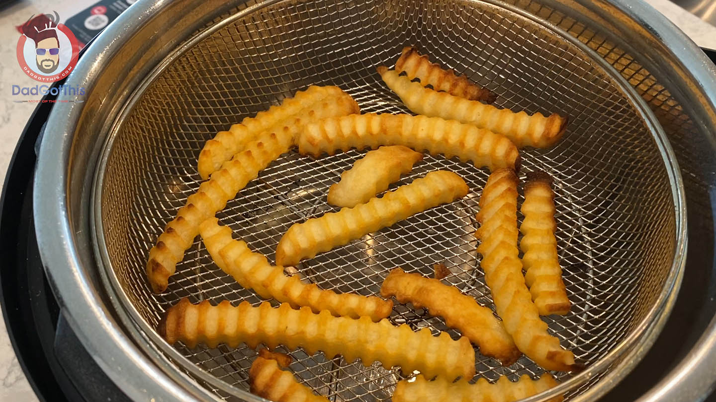 French Fries Cooked with the Mealthy Crisplid