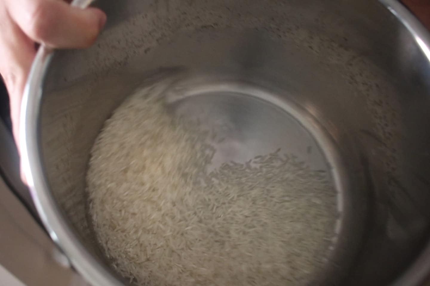 swirling rice in an instant pot inner pot