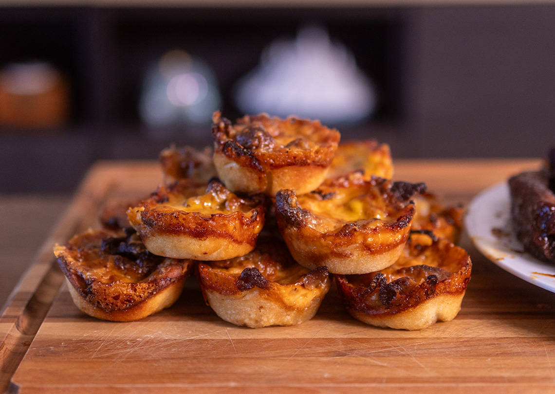 Philly Cheesesteak Pizza Bites